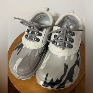 Crocs Shoes Size 5 Men/7 Women Kids Khaki Camo Leather Boat Lace